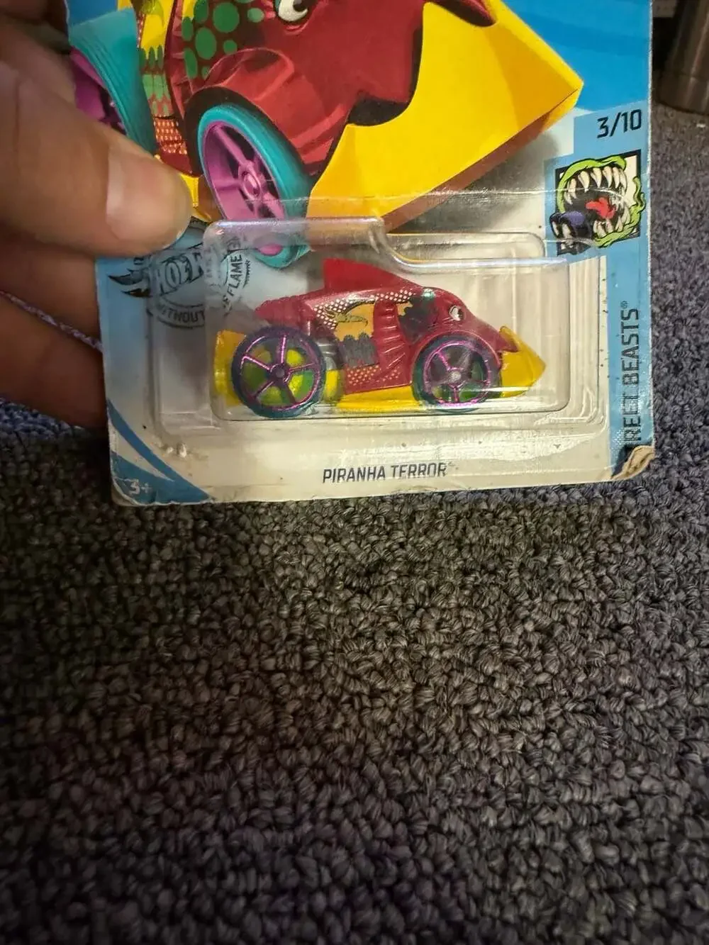 Hot Wheels Street Beasts Piranha Terror 3/10 Diecast Car